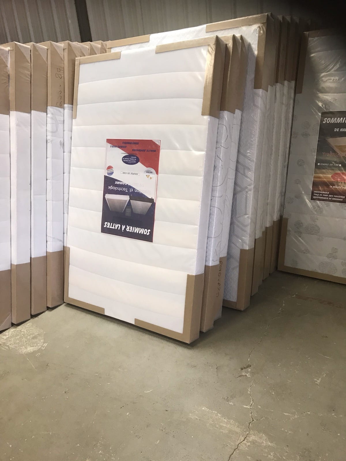 sommier double lattes destockage